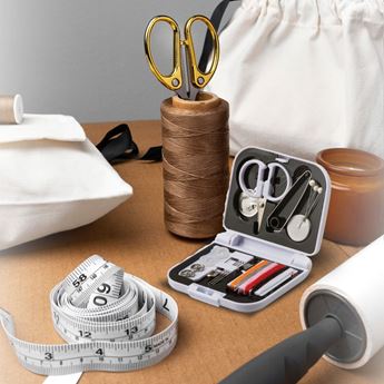 Easy Care Sewing Kit, GIFT333