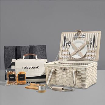 Yatta Golden Glances Hamper, GH-YT-113-B