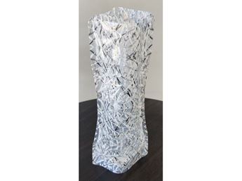 Flower Vase - Spiral, P902Bw