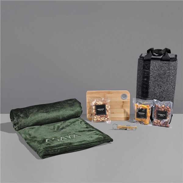 Yatta Fab Favourites Hamper, GH-YT-135-B
